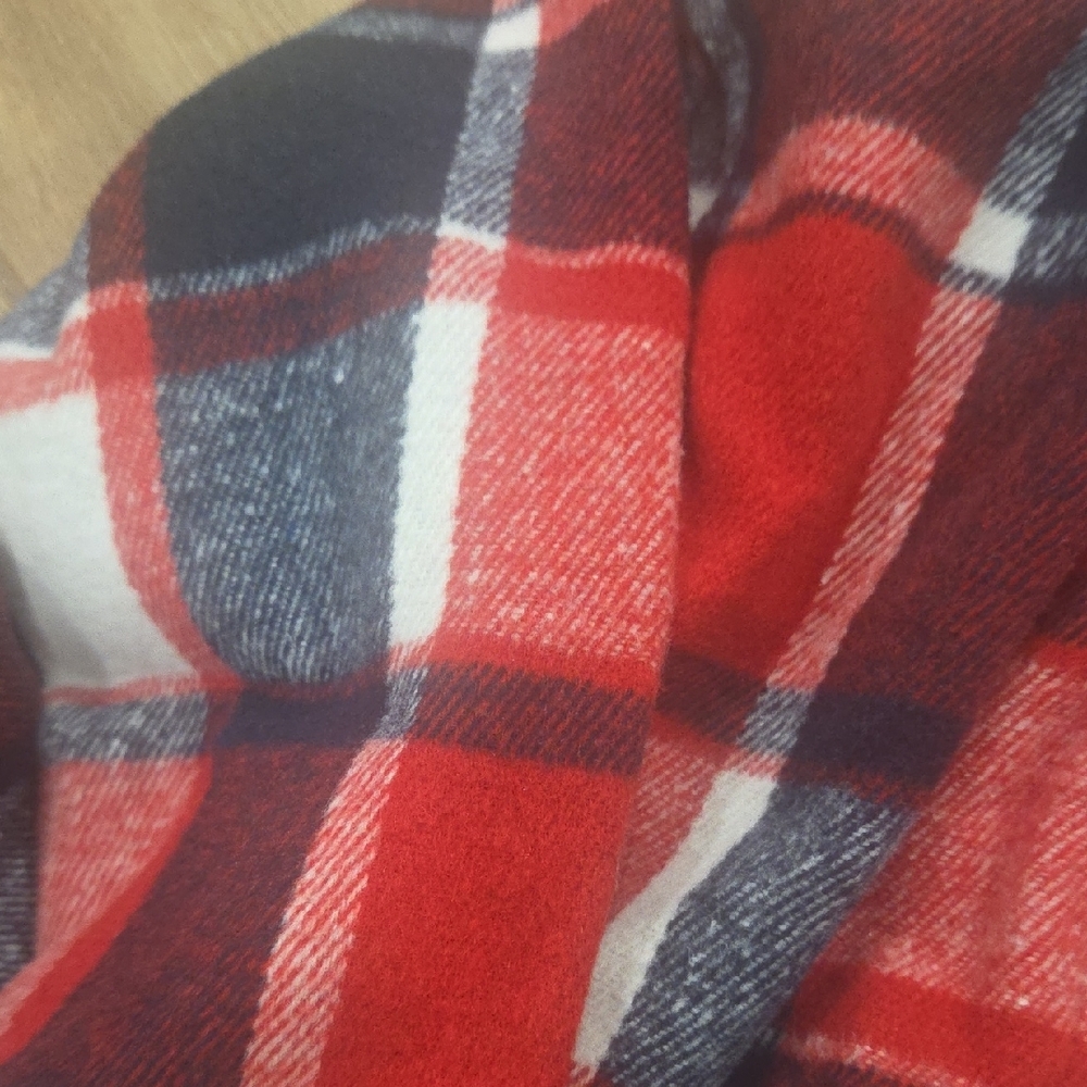 Classic Red Plaid Button-Down Shirt - Picture 6 of 6